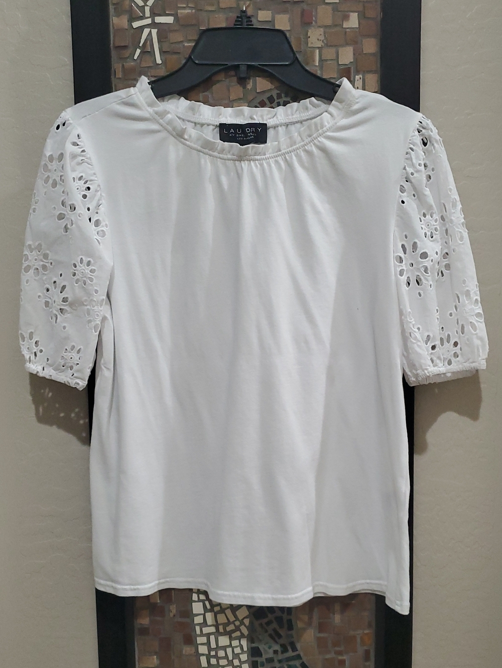 Laundry By Shelli Segal White Eyelet Puff Sleeve Top